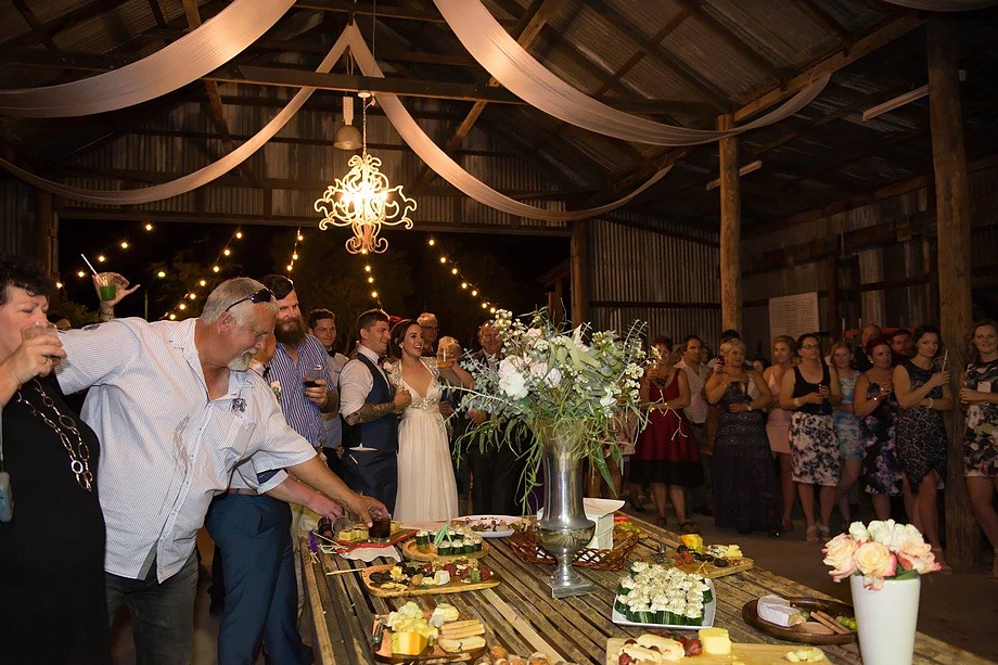TO THE AISLE AUSTRALIA WEDDING DECOR HIRE CLERMONT CENTRAL QUEENSLAND