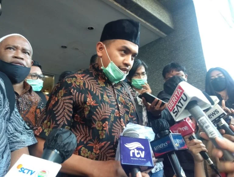 Azis-Yanuar-Ceritakan-Bagaimana-Jengkelnya-Habib-Rizieq-Shihab-Disebut-Kena-Azab