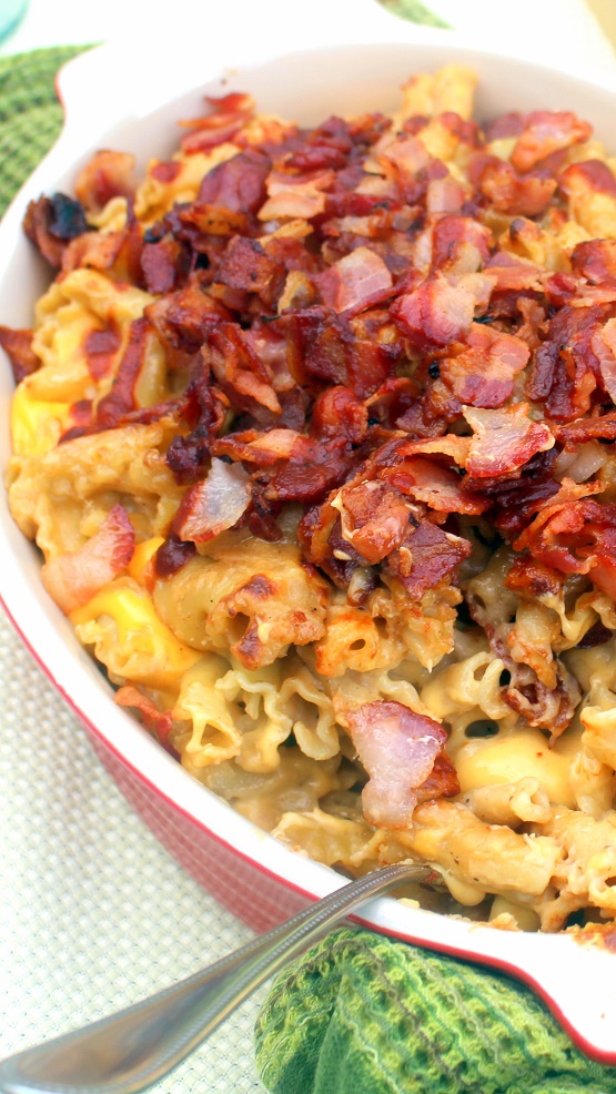 52 Ways to Cook BACON BACON BACON Spicy Jack Daniel's Mac and Cheese