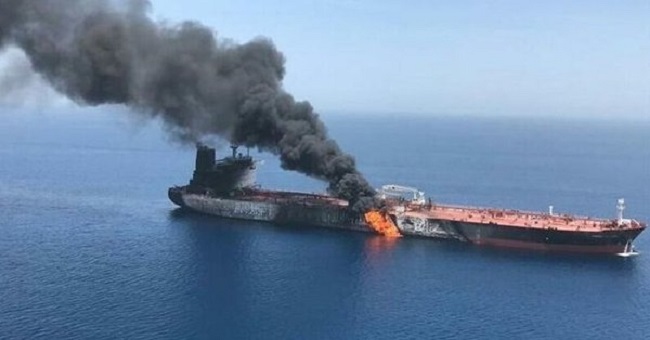 Κτυπήθηκε ιρανικό τάνκερ στην Ερυθρά Θάλασσα - «Του έριξαν δύο πυραύλους» λένε οι Ιρανοί Κτυπήθηκε ιρανικό τάνκερ στην Ερυθρά Θάλασσα - «Του έριξαν δύο πυραύλους» λένε οι Ιρανοί
