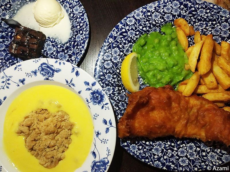 Montagu Pyke Wetherspoon London | Review - Avis - Restaurant Londres Fish & Chips - British Bramley Apple Crumble - Brownie - Travel Restaurant Pub - Best in London - Food & Travel Blogger Paris London Montagu Pyke Wetherspoon London | Review - Avis - Restaurant Londres Fish & Chips - British Bramley Apple Crumble - Brownie - Travel Restaurant Pub - Best in London - Food & Travel Blogger Paris London