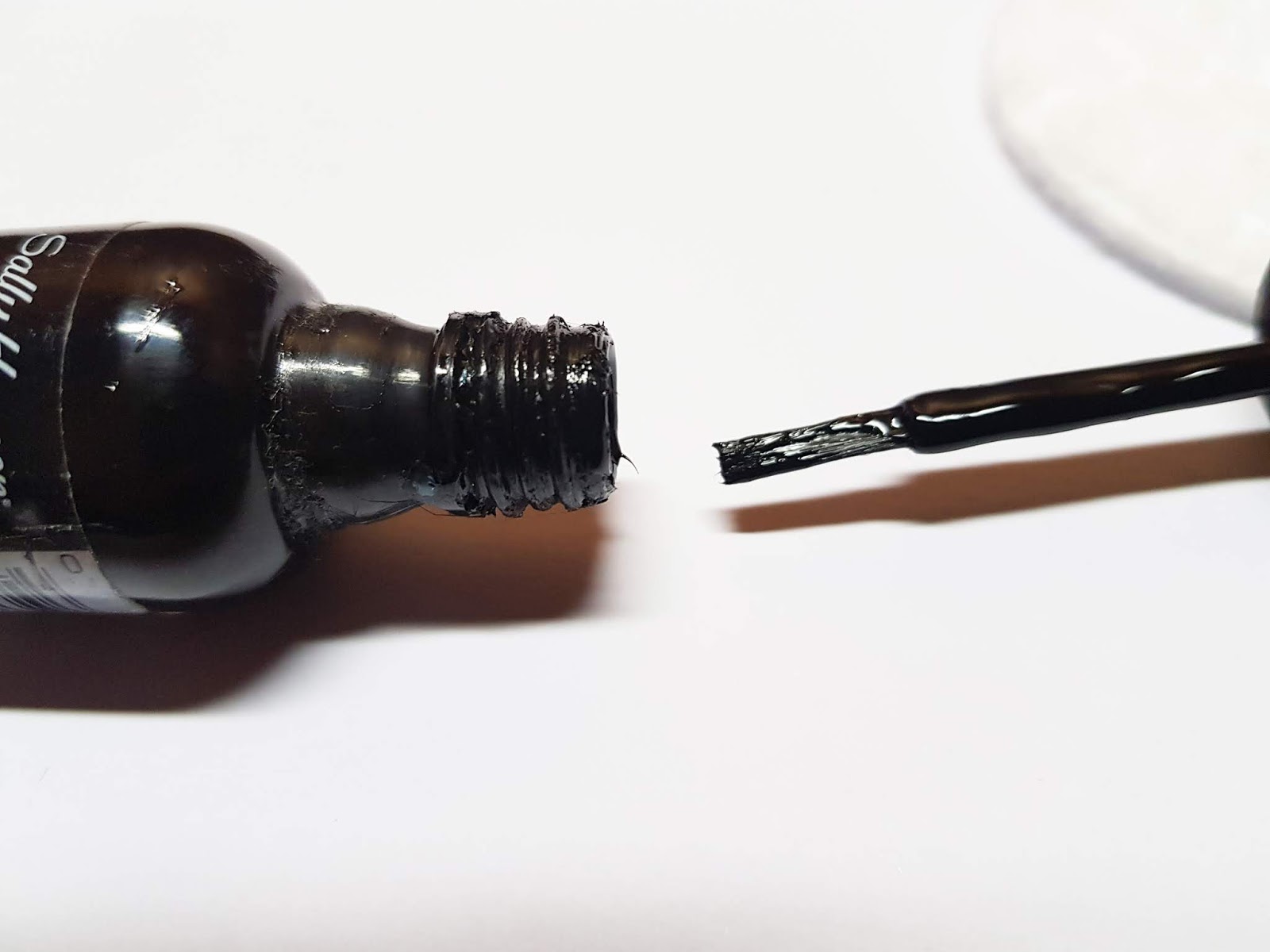 Tips to Refresh Old Nail Polish