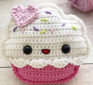 PATRON GRATIS CUPCAKE AMIGURUMI 42327