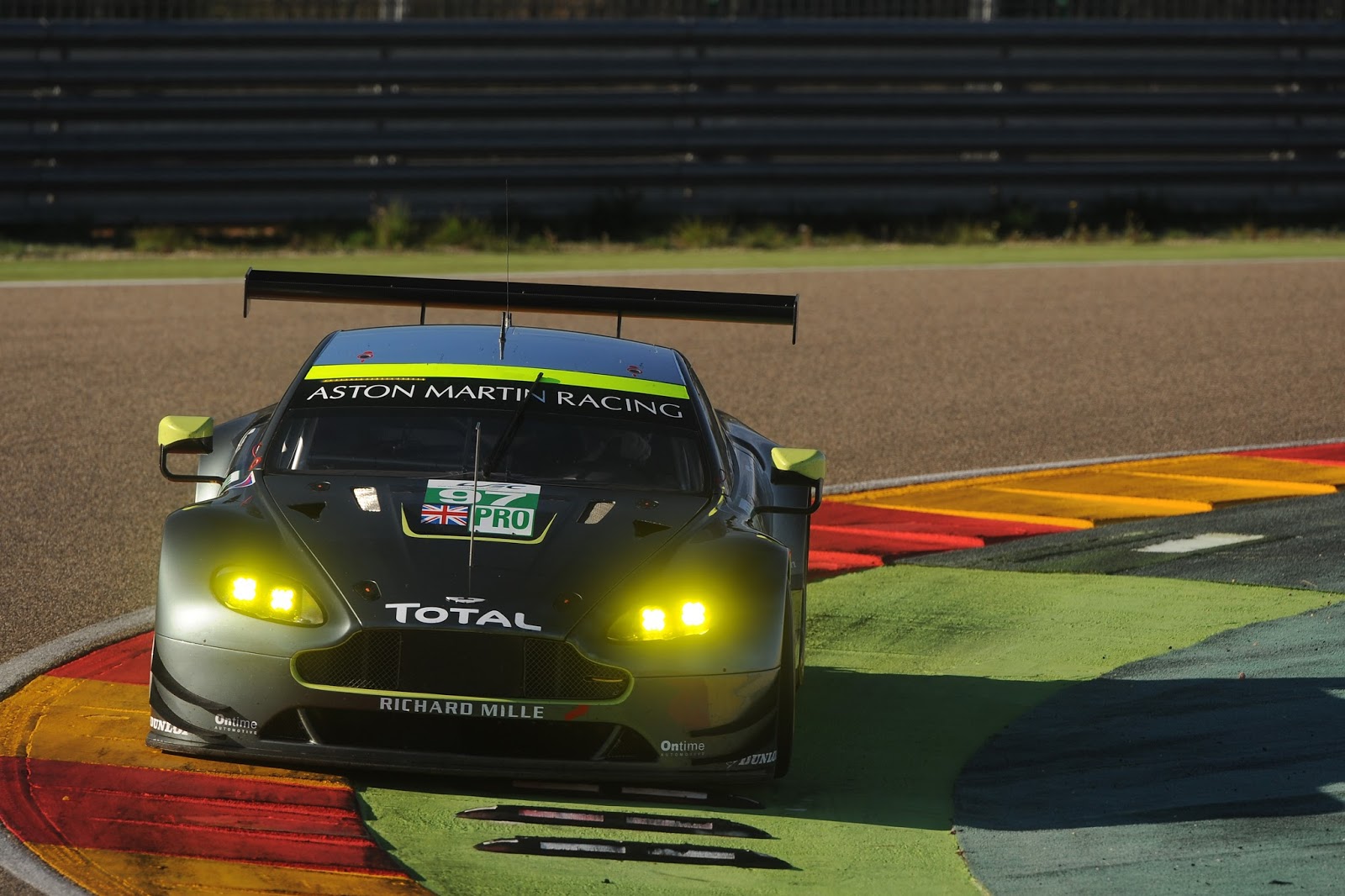 Aston Martin Vantage GTE 2017
