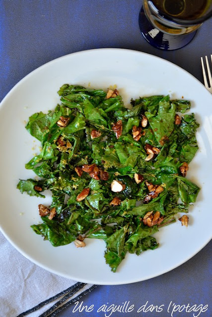 Poêlée de kale, citron, amandes caramélisées