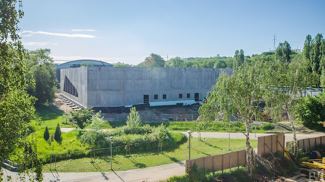 Budowa lodowiska w Bydgoszczy Budowa lodowiska obok hali Łuczniczka