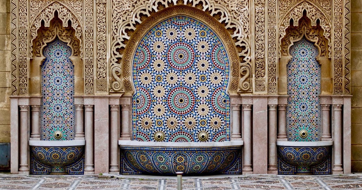 Rabat-Fountain-at-Mausoleum-of-Mohammed-V-scaled.jpg