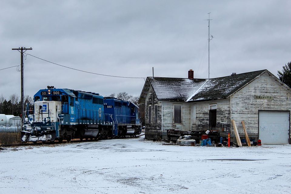 Towns and Nature Cleburne, TX Greenbrier/Santa Fe Transfer Table