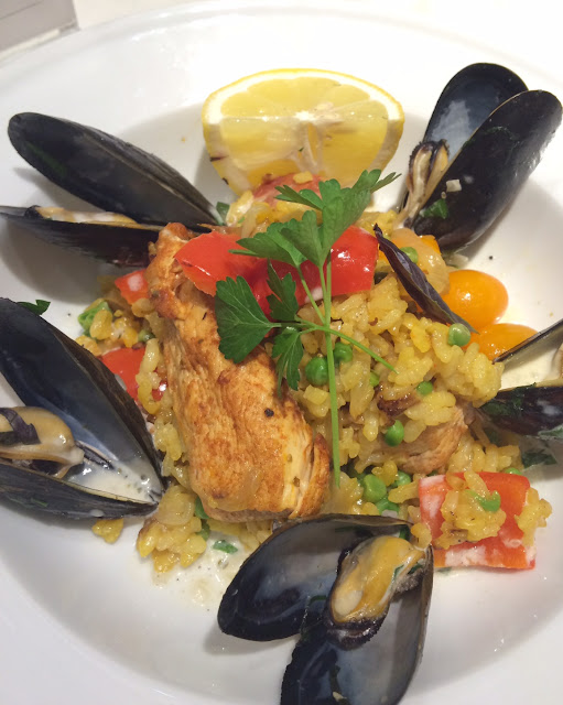 EpiCurious Generations Spanish Paella (Chicken, Chorizo, Shrimp and