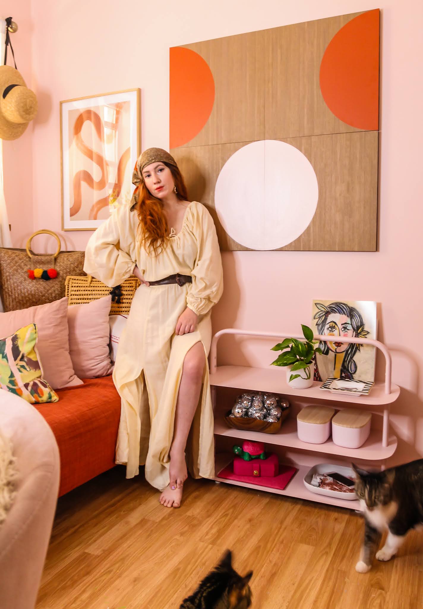 How Cute Is This Small Pink and Orange Office Space With Chinoiserie