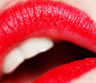 Cara Memerahkan Bibir Secara Alami, Cepat dan Permanen