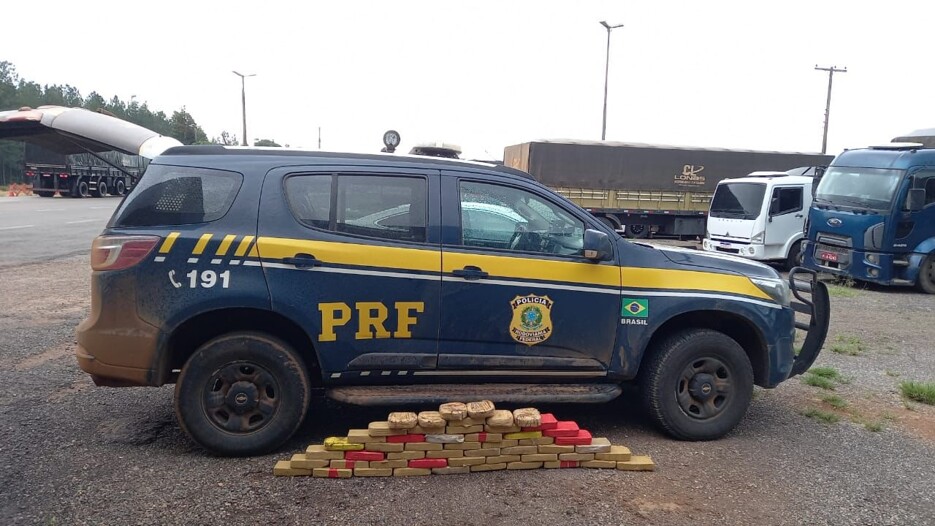 PRF prende traficante com mais de 50 quilos de drogas