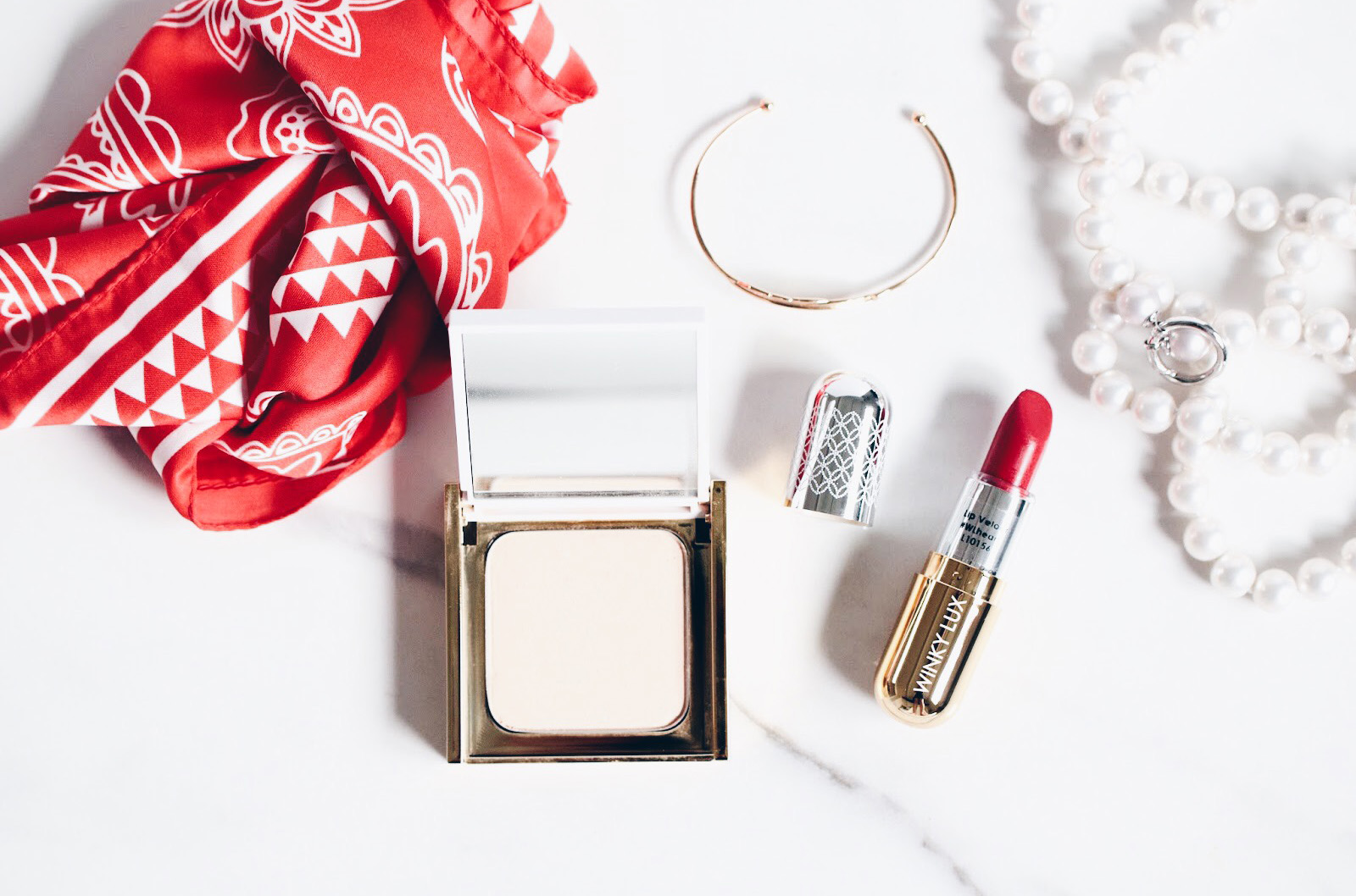 maquillage winky lux avis test swatches rouge mat
