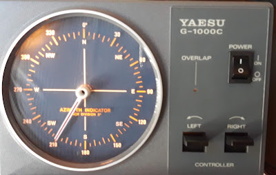 Yaesu G-1000 con iluminación original