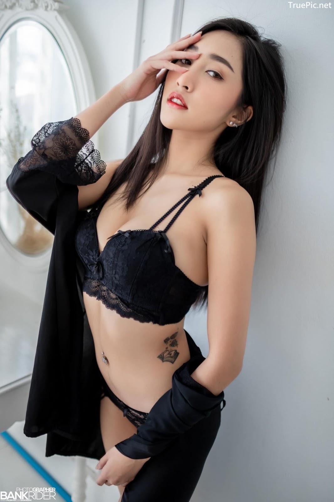 Image-Thailand-Sexy-Model-Yanapat-Ukkararujipat-Violet-Girl-TruePic.net- Picture-34
