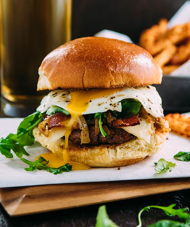 15 Incredible Burgers In The Vestellite