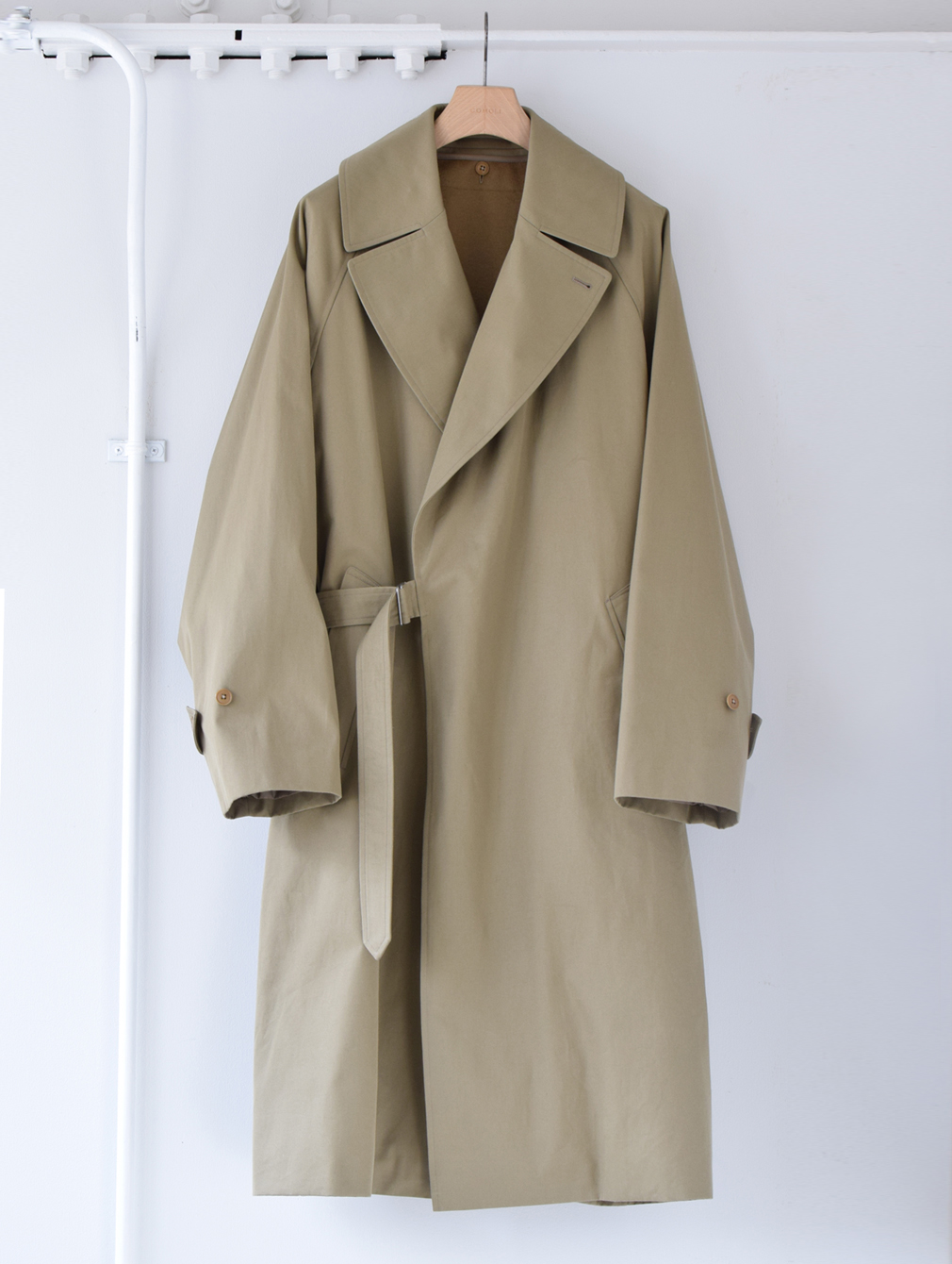 trunk: COMOLI 2019AW DELIVERY INFORMATION