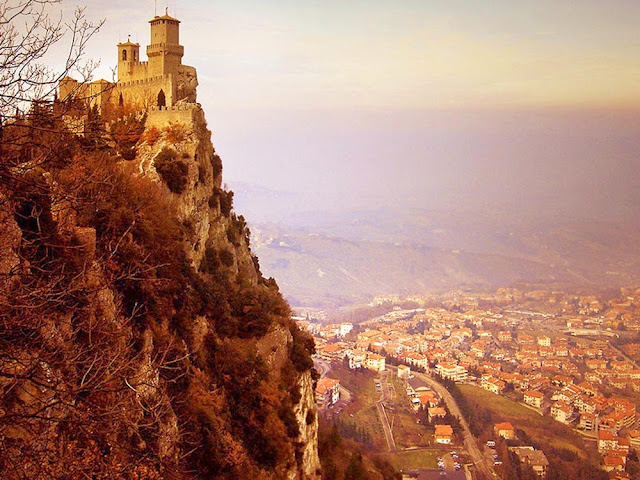 Torre na cidade de San Marino