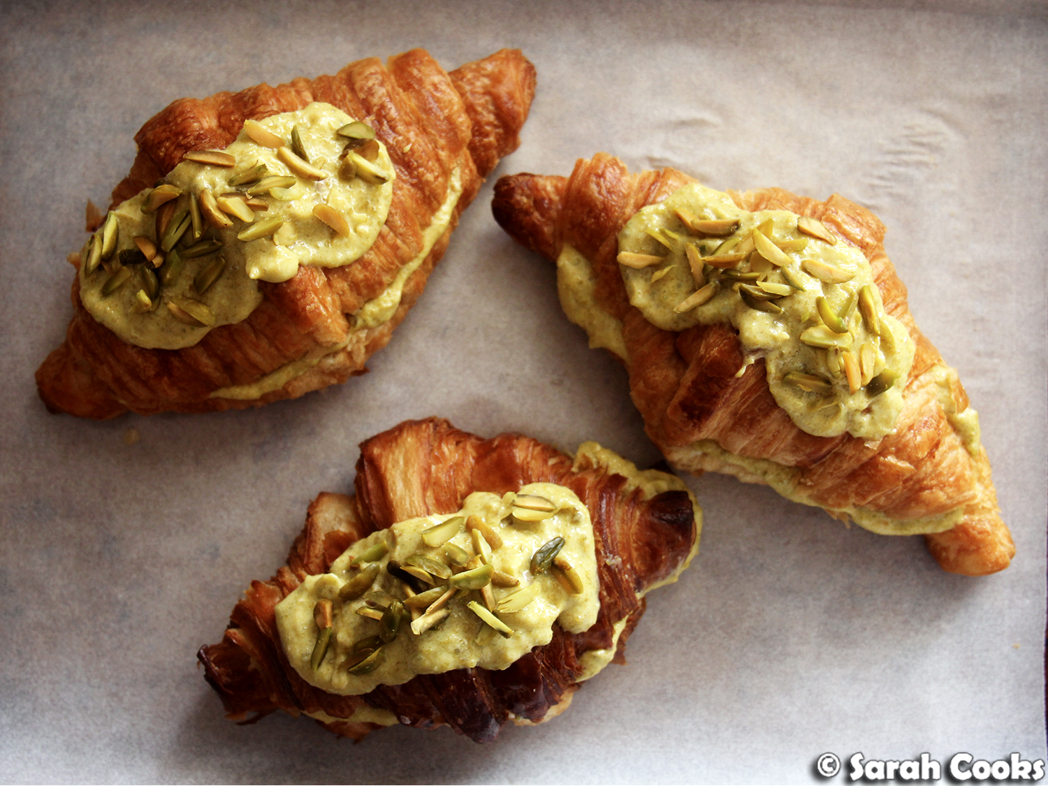 Sarah Cooks Pistachio Croissants