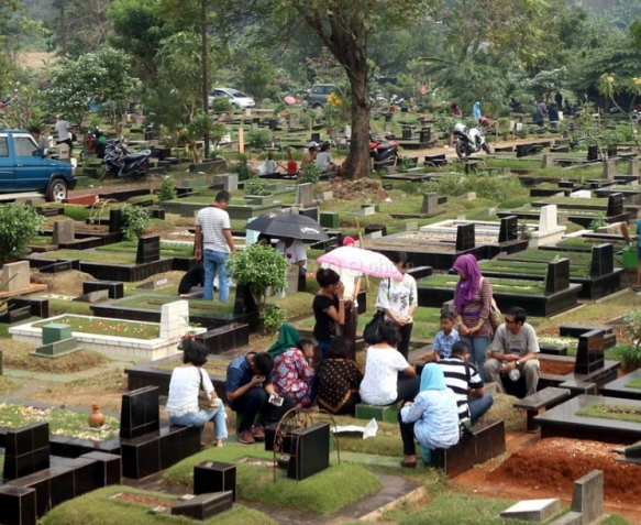 Ini Hukum Ziarah Kubur Sebelum Ramadhan