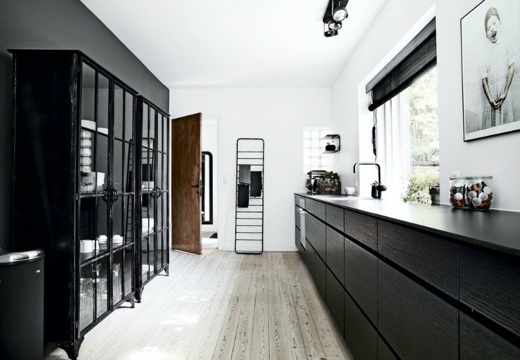 El negro, protagonista elegante de una casa | Blog de decoración, DIY