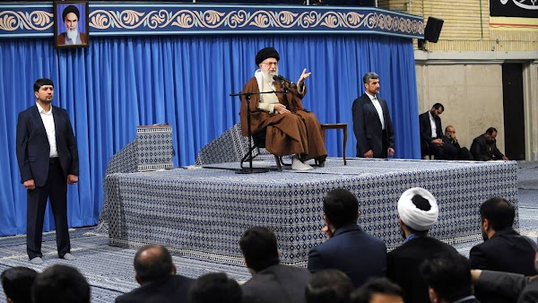 Jenderal Iran Dibunuh AS, Ayatollah Khamenei Akan Balas Dendam