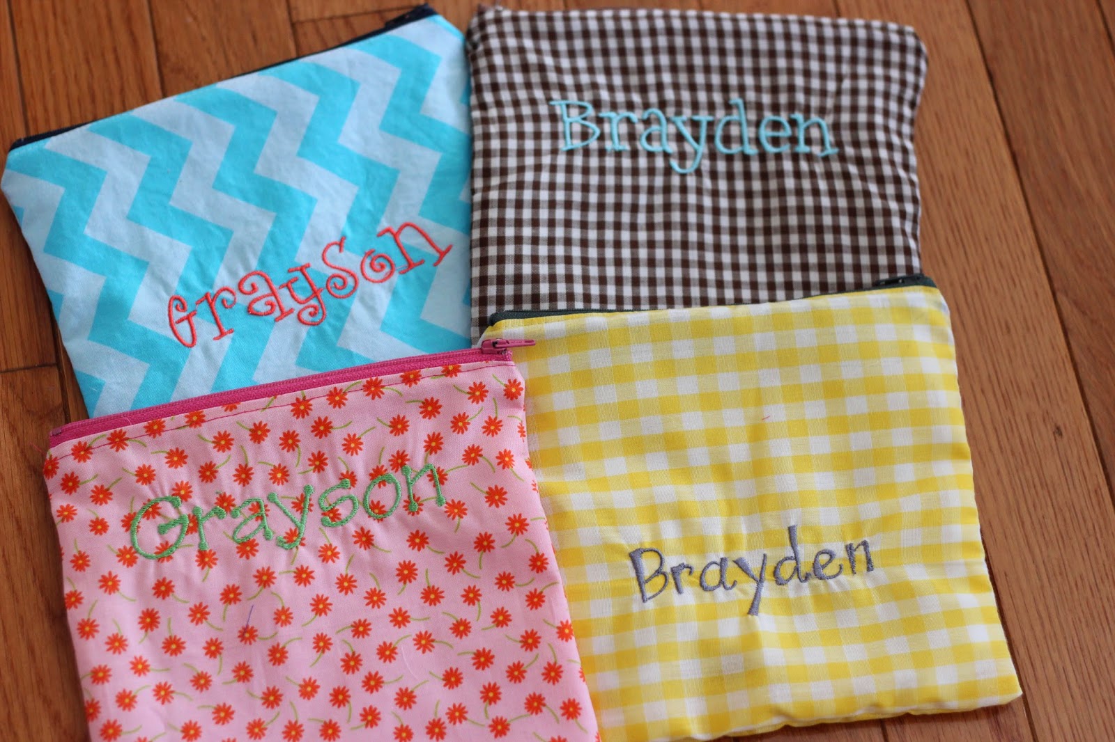 Grits & Giggles Zippered Snack Bag {Tutorial}