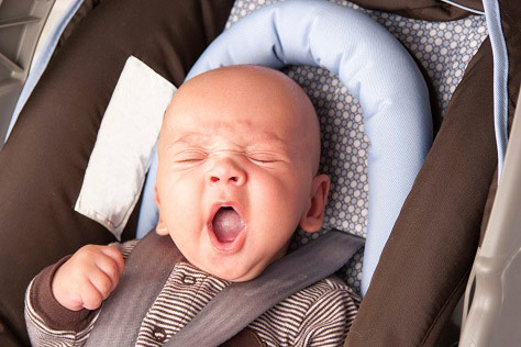 Aturan yang harus diikuti jika bayi  Bunda tidur di  kursi  