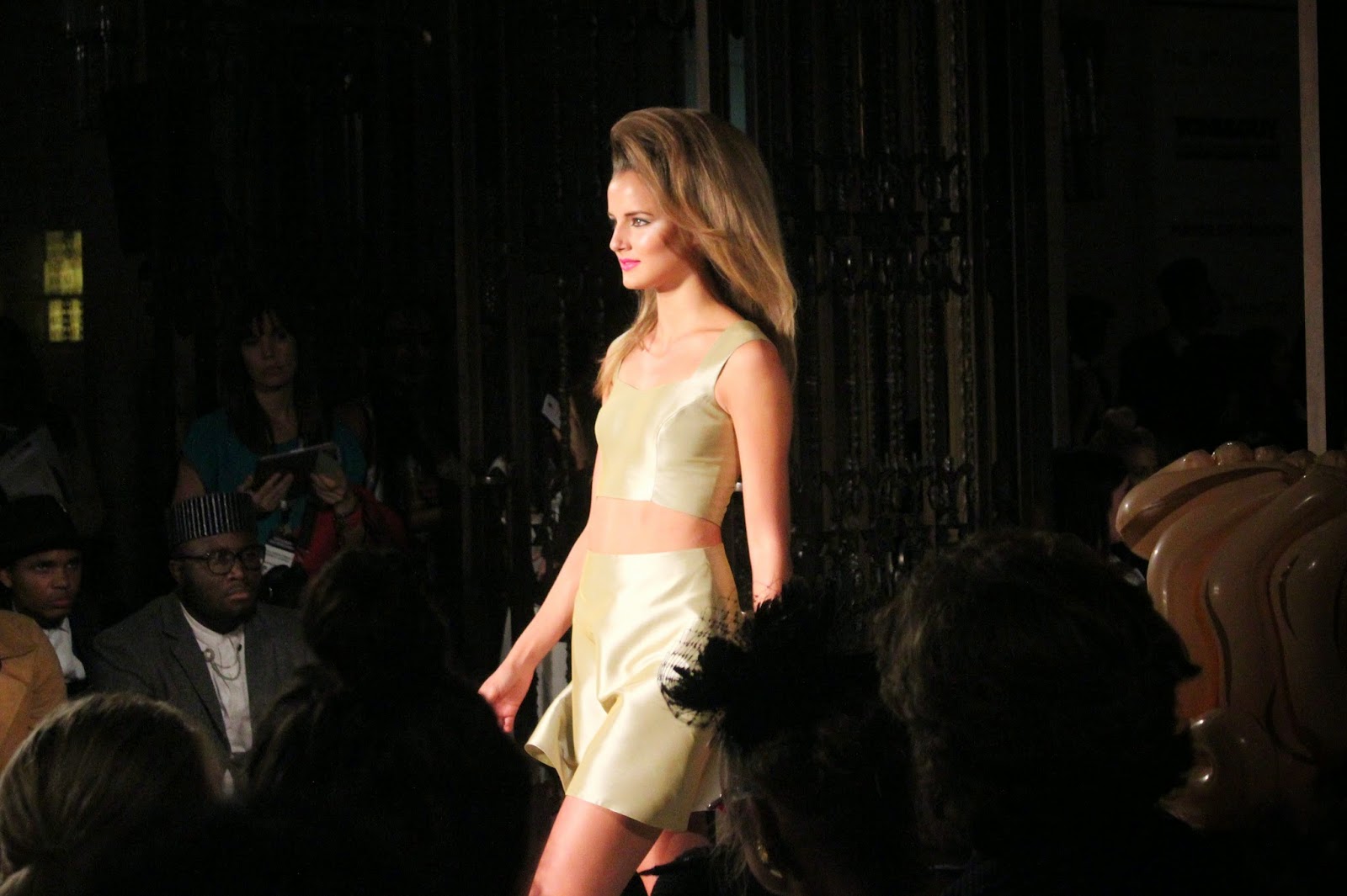 london-fashion-week-2014-lfw-spring-summer-2015-blogger-fashion-Hema-Kaul-catwalk-models-freemasons hall-fashion-scout-twosie-top-skirt
