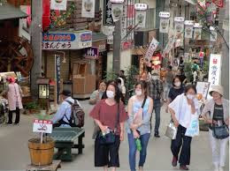 Le Japon ferme ses frontières face à la nouvelle souche de coronavirus