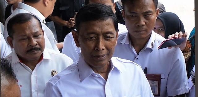 Teka-Teki Uang Rp 23 Miliar Milik Wiranto Yang Dititipkan Kepada Bambang Sujagad Teka-Teki Uang Rp 23 Miliar Milik Wiranto Yang Dititipkan Kepada Bambang Sujagad