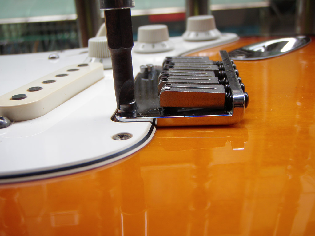 Fender Stratocaster Bridge Setup