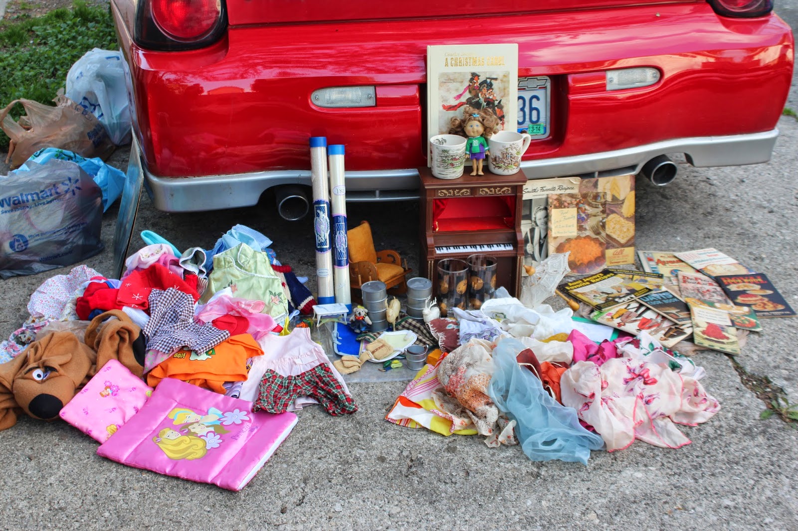 OF THE DOLLS Quite a Yard Sale Haul Tammy, Bears, a Troll, and