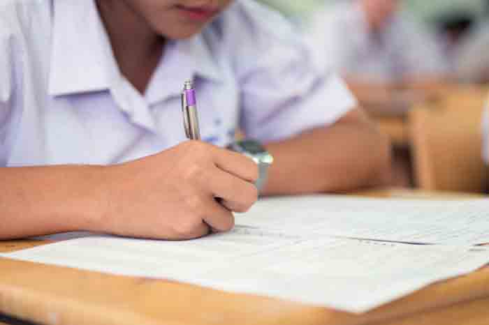 Thiruvananthapuram, News, Kerala, Students, Examination, Covid 19: Students in classes one to nine of the schools in the state will be exempted from the examination this time