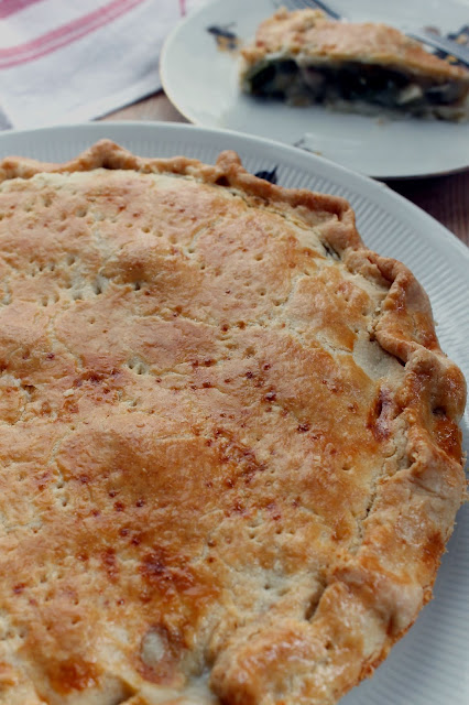 chicken pie con carciofi e asparagi