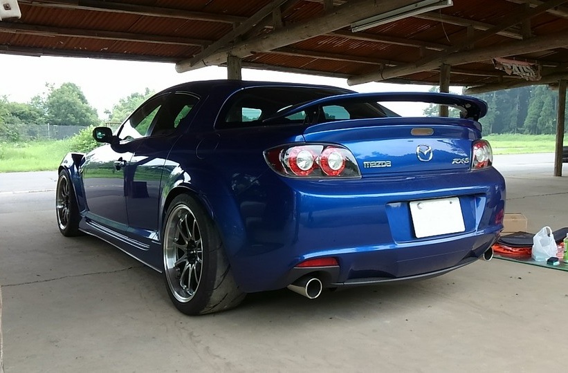 RX-8のエクステリアにアクセントを