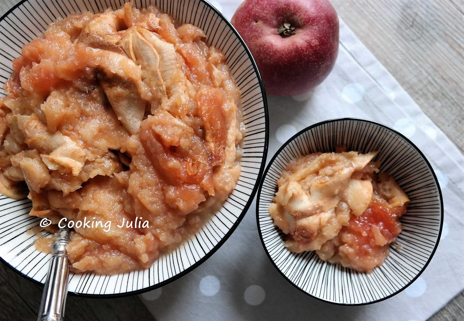 COOKING JULIA COMPOTÉE DE POMMES TATIN AU FOUR
