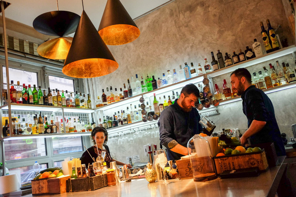 Warm Up Cocktail Bar Budapest, Hungary