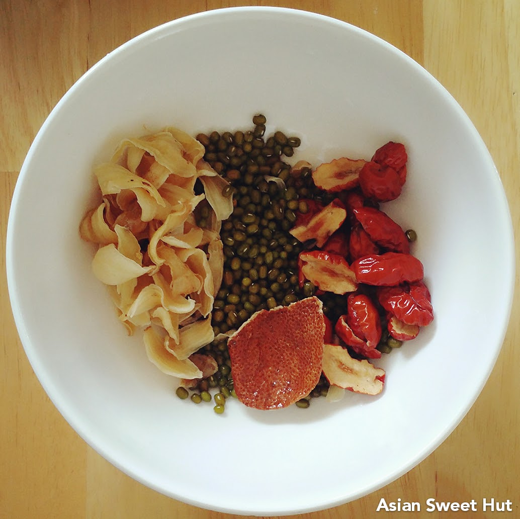 Green Bean, Lily Bulb and Red Date Soup Asian Sweet Hut