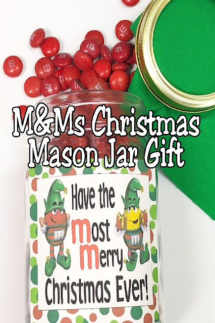 Use everyone's favorite M&M Christmas candy to make these yummy Mason Jar gifts for everyone on your Christmas list.  This is such an easy gift to make for teacher gifts, friend gifts, coworker gifts, or anyone else who needs a quick Christmas treat.