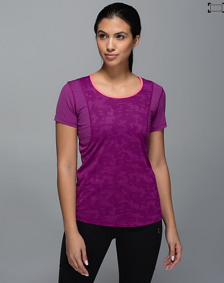 http://www.anrdoezrs.net/links/7680158/type/dlg/http://shop.lululemon.com/products/clothes-accessories/tanks-no-support/Run-For-Days-Tank?cc=9358&skuId=3592960&catId=tanks-no-support