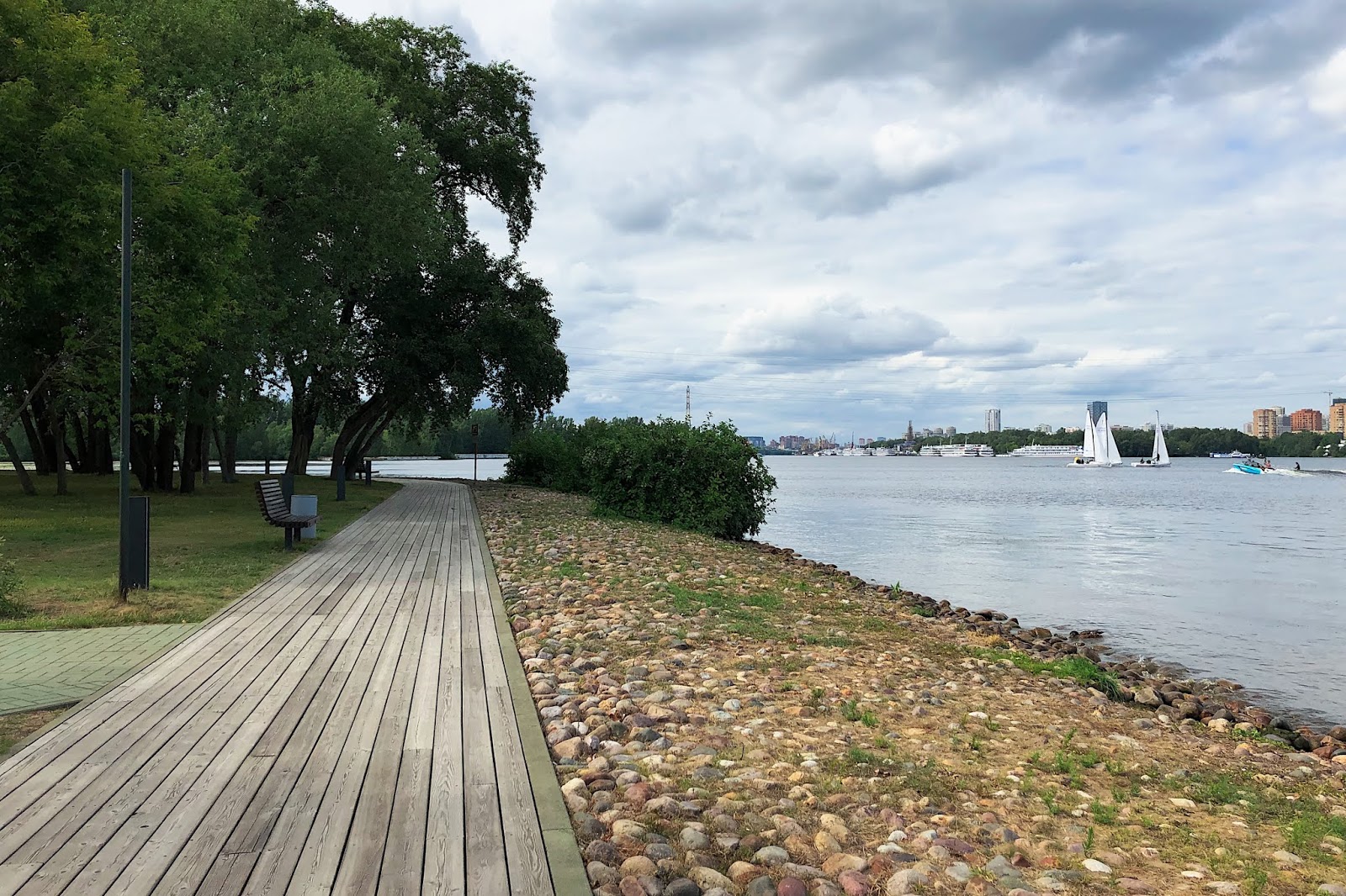 Парк покровский берег