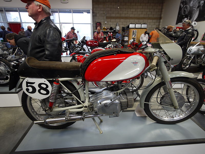 BSA BITS SCRAPS AND ALLSORTS: moto rumi 125cc juniorgentalmen 1959