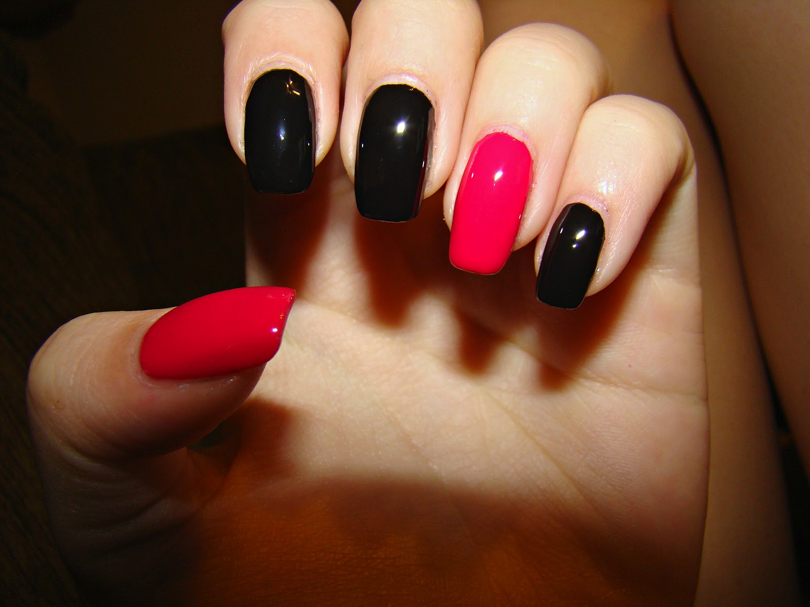 Zipper nails! With tutorial!