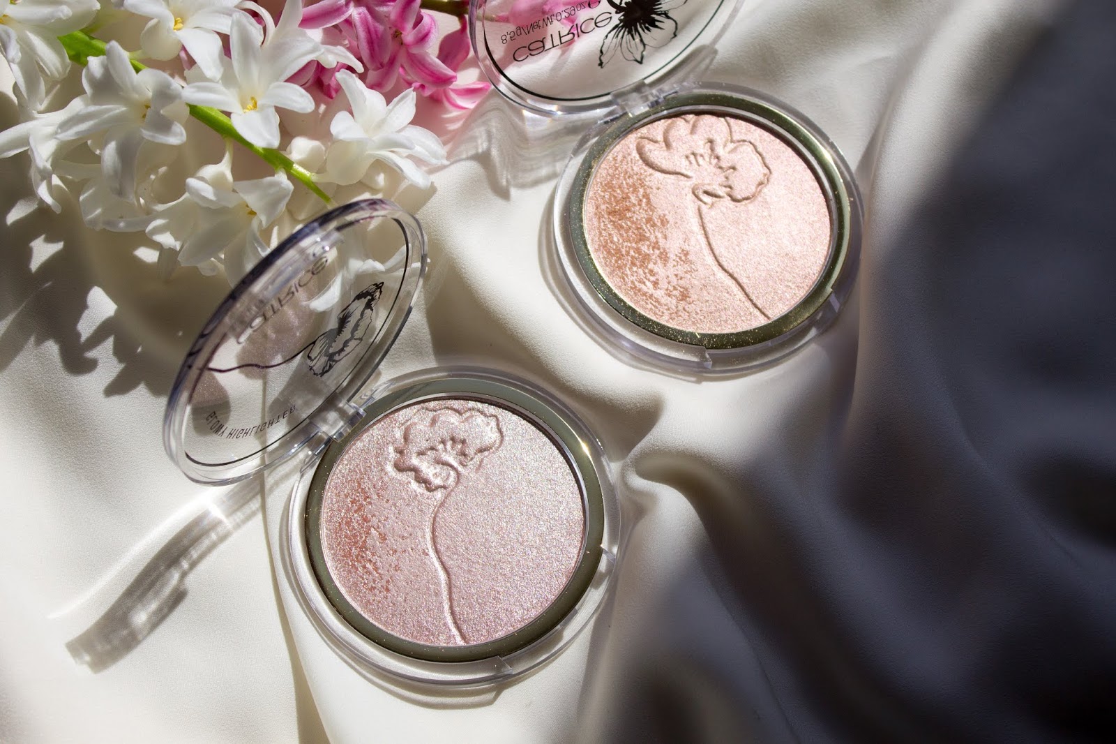 Хайлайтер catrice. Пудра хайлайтер catrice. Catrice 010 пудра. Хайлайтер катрис high glow. Catrice \ лицо \ хайлайтер \ high glow mineral highlighting powder.