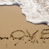 Beach Love Wallpaper 