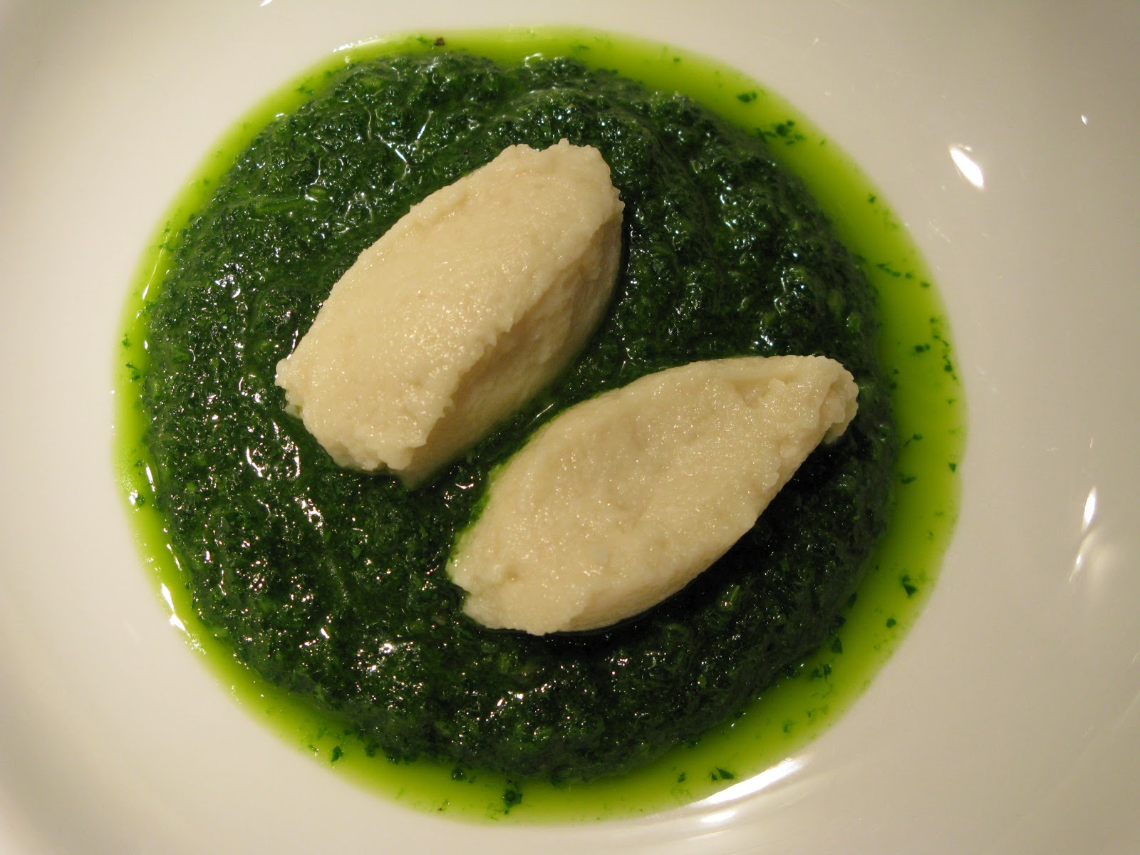 The Food Vine: garlic purée with parsley sauce