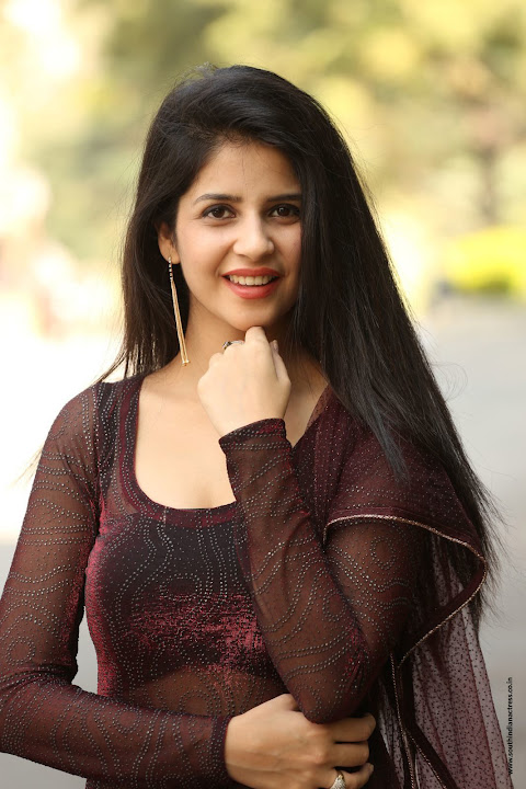 Kashish Vohra at Sapthagiri LLB success meet