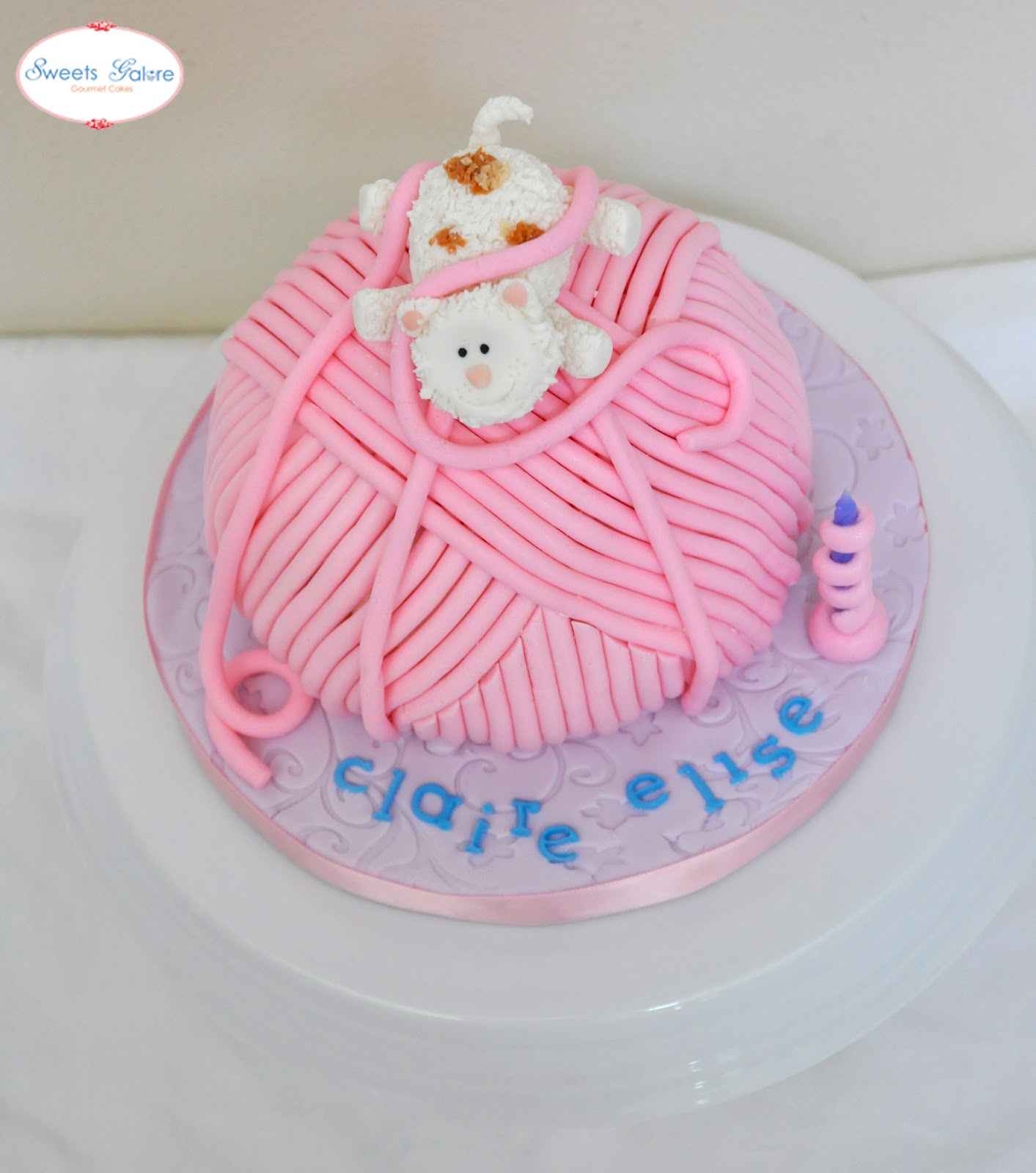 Sweets Galore Kitten Tangled In A Ball Of Yarn Cake