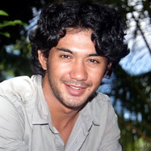 Profil Biodata Reza Rahadian